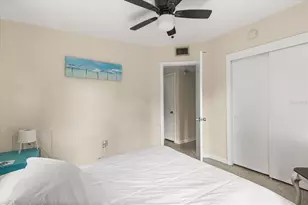 1595 Howard Pl, Largo, FL 33770 - Photo 15