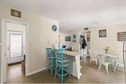 1595 Howard Place #A & B, Largo, FL 33770 - Photo 9