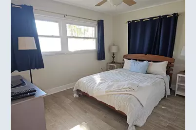 5230 Venetian Boulevard NE, Saint Petersburg, FL 33703 - Photo 21