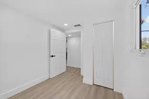 8940 Wicker Ln, New Port Richey, FL 34654 - Photo 37