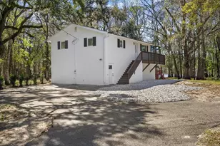 8940 Wicker Ln, New Port Richey, FL 34654 - Photo 47