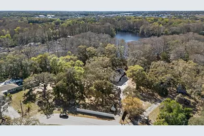 8940 Wicker Lane, New Port Richey, FL 34654 - Photo 55