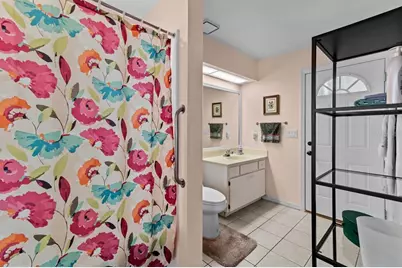2021 Berry Roberts Drive, Sun City Center, FL 33573 - Photo 31