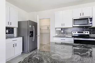 5608 Wandering Willow Dr, Wesley Chapel, FL 33545 - Photo 11