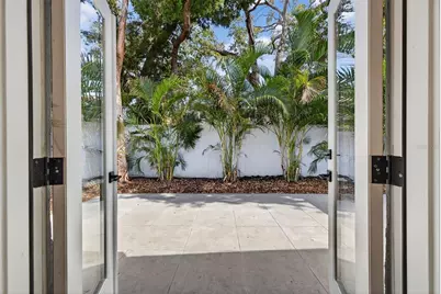 181 20th Avenue N, Saint Petersburg, FL 33704 - Photo 23