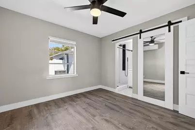 181 20th Avenue N, Saint Petersburg, FL 33704 - Photo 17