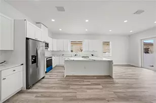 5240 66th Way N, Saint Petersburg, FL 33709 - Photo 13