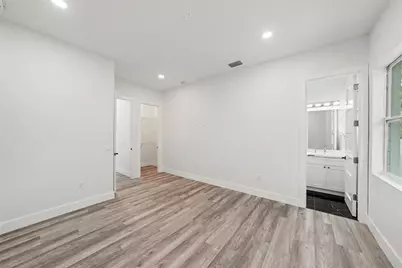 5240 66th Way N, Saint Petersburg, FL 33709 - Photo 29