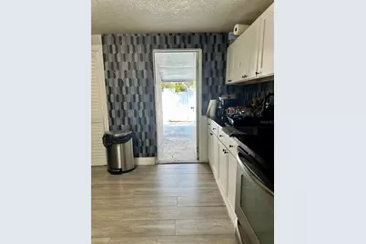 2003 E Humphrey St, Tampa, FL 33604 - Photo 39