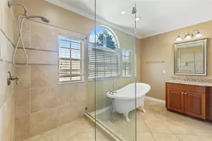 18756 Wimbledon Cir, Lutz, FL 33558 - Photo 35