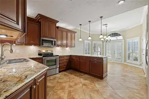 18756 Wimbledon Cir, Lutz, FL 33558 - Photo 21