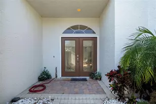 18756 Wimbledon Cir, Lutz, FL 33558 - Photo 9