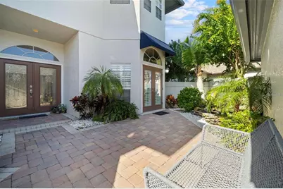 18756 Wimbledon Circle, Lutz, FL 33558 - Photo 7