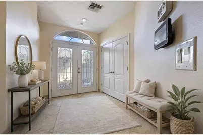 18756 Wimbledon Circle, Lutz, FL 33558 - Photo 5