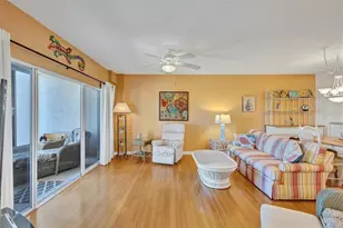 6475 Shoreline Dr, Saint Petersburg, FL 33708 - Photo 7
