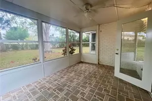 8490 13th St N, Saint Petersburg, FL 33702 - Photo 19