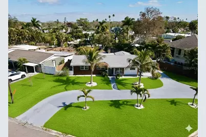 1500 Carson Circle NE, Saint Petersburg, FL 33703 - Photo 1