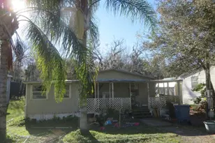 1462 Elizabeth St, New Smyrna Beach, FL 32168 - Photo 1