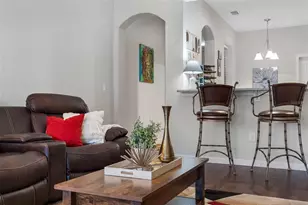 5167 Bay Isle Cir, Clearwater, FL 33760 - Photo 7