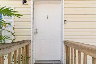 36710 Monahan Dr, Zephyrhills, FL 33541 - Photo 5