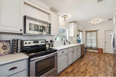 36710 Monahan Drive, Zephyrhills, FL 33541 - Photo 29