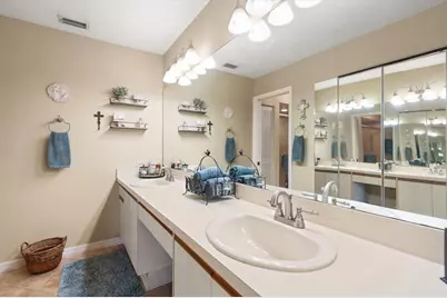 1801 E Lake Road #10D, Palm Harbor, FL 34685 - Photo 15