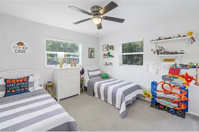 140 31st Avenue N, Saint Petersburg, FL 33704 - Photo 11