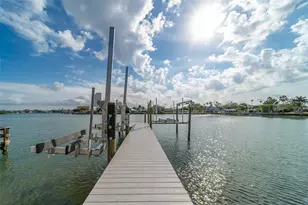 1217 Bayshore Blvd, Indian Rocks Beach, FL 33785 - Photo 5