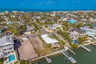 1217 Bayshore Blvd, Indian Rocks Beach, FL 33785 - Photo 43