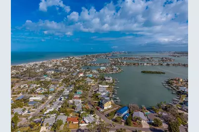 1217 Bay Shore Boulevard, Indian Rocks Beach, FL 33785 - Photo 53