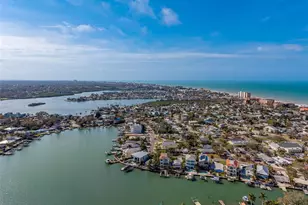 1217 Bayshore Blvd, Indian Rocks Beach, FL 33785 - Photo 13