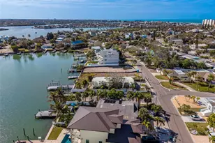 1217 Bayshore Blvd, Indian Rocks Beach, FL 33785 - Photo 45