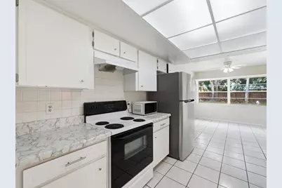 13317 Lake George Lane, Tampa, FL 33618 - Photo 13