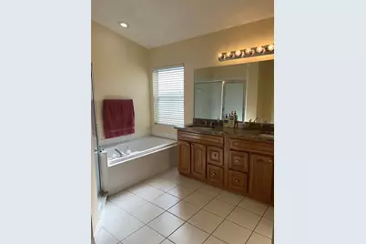 387 Tavernier Circle, Oldsmar, FL 34677 - Photo 25