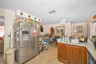 1354 Rosery Rd NE, Largo, FL 33770 - Photo 15