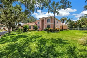 4930 Sandpiper Ln S, Saint Petersburg, FL 33711 - Photo 1