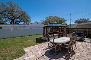 2535 Lake Ellen Dr, Tampa, FL 33618 - Photo 37