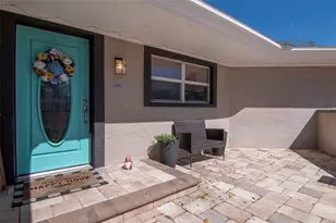 2535 Lake Ellen Dr, Tampa, FL 33618 - Photo 3