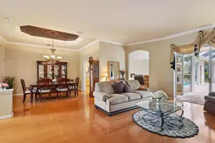 6109 Kingbird Manor Dr, Lithia, FL 33547 - Photo 9