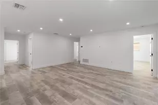 4543 Carson St NE, Saint Petersburg, FL 33704 - Photo 17