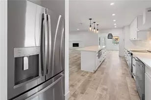 4543 Carson St NE, Saint Petersburg, FL 33704 - Photo 13