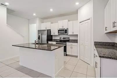 4607 Tuscan Loon Drive, Tampa, FL 33619 - Photo 7