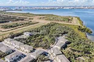 4607 Tuscan Loon Dr, Tampa, FL 33619 - Photo 11