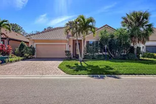 10310 Eastwood Dr, Bradenton, FL 34211 - Photo 1