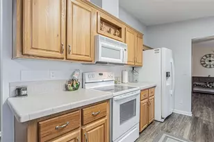 37436 Lilly Bea Ave, Zephyrhills, FL 33541 - Photo 21