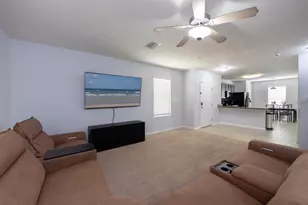 9712 Hound Chase Dr, Gibsonton, FL 33534 - Photo 5