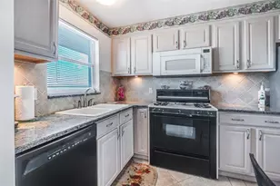5900 Shore Blvd S, Gulfport, FL 33707 - Photo 11