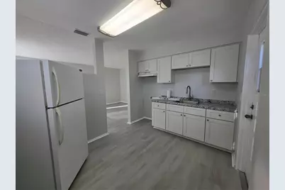 3135 Oaklawn Avenue, Largo, FL 33771 - Photo 3