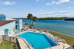 1 Windrush Blvd, Indian Rocks Beach, FL 33785 - Photo 3