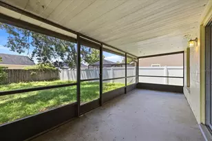 1537 Gunsmith Dr, Lutz, FL 33559 - Photo 27